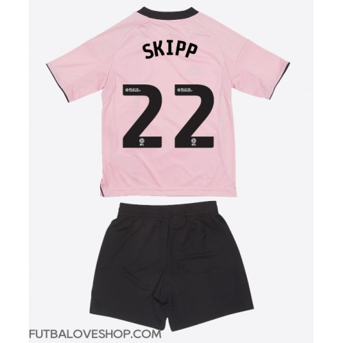 Dres Leicester City Oliver Skipp #22 Tretina pre deti 2025-26 Krátky Rukáv (+ trenírky)